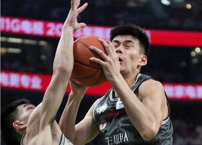 五个女闺蜜把我玩到尿失禁