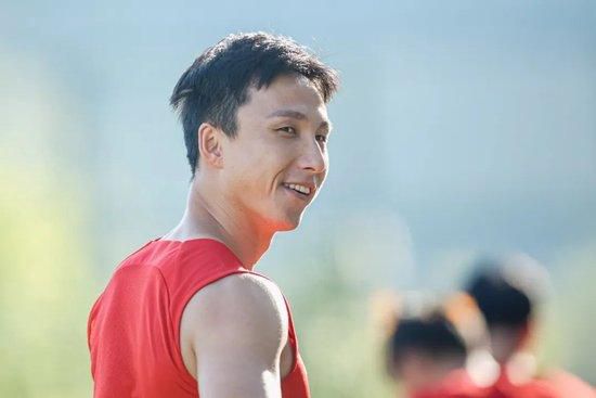大小武前后夹击黄蓉小说