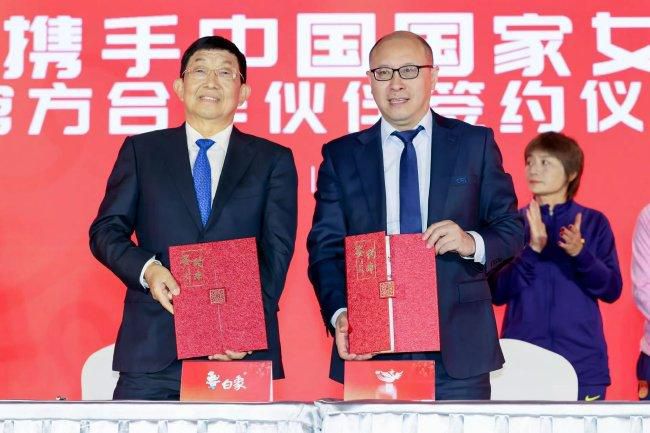 国产人在线成免费视频麻豆