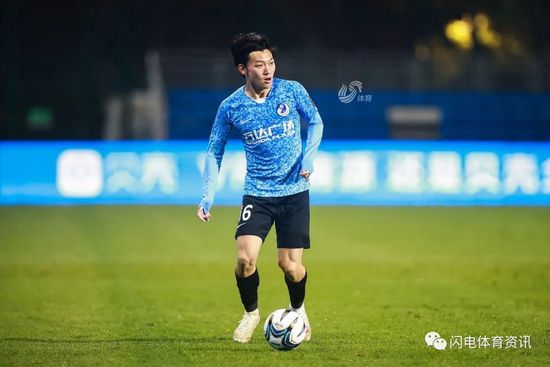 男女黄床上色视频