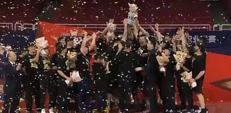 国产综合亚洲专区在线